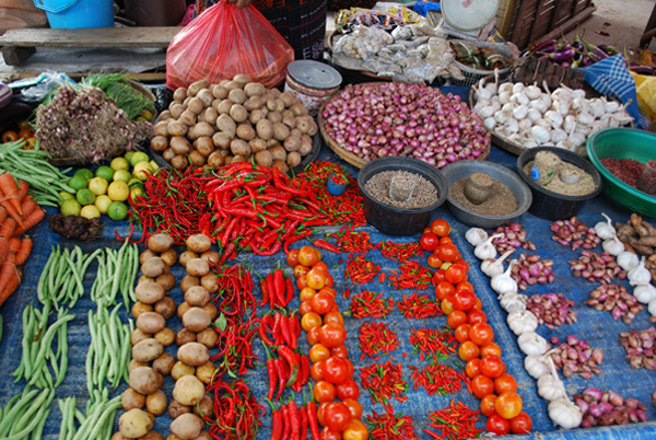 Markt in Maumere - Insel Flores - Indonesien